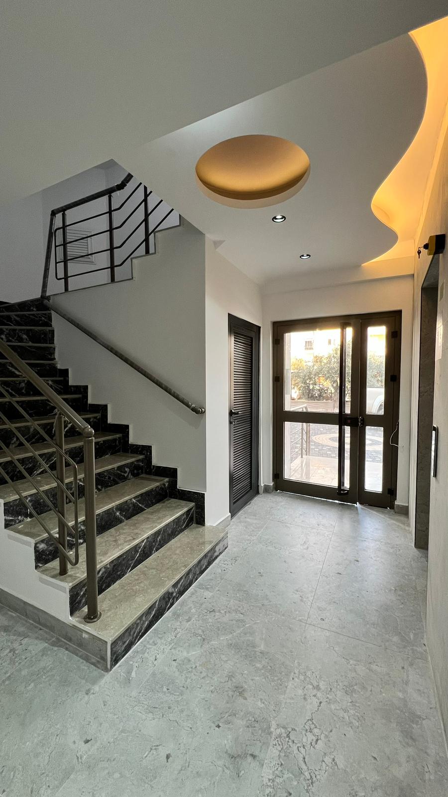 VARSAK KARŞIYAKA MAHALLESİNDE KİRALIK GÜNISILI SIFIR 1+1 DAİRE