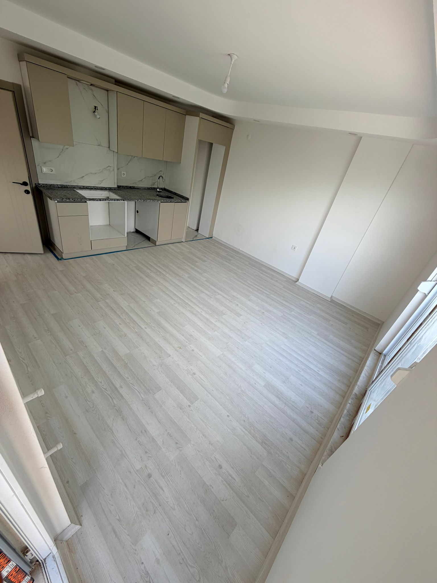 AKTOPRAK MAH TRAMVAY DİBİ 2+1 KATTA SIFIR ASANSÖRLÜ DAİRE