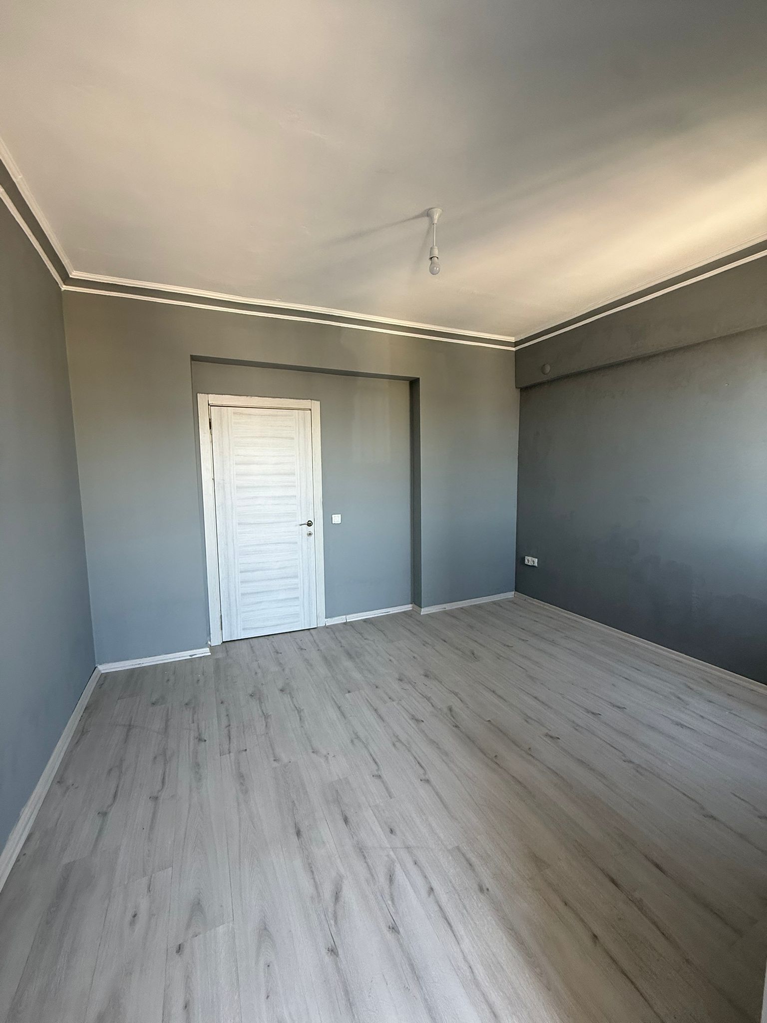 VARSAK KARŞIYAKA DA VARSAK MANZARALI HAN GİBİ 3+1 DAİRE